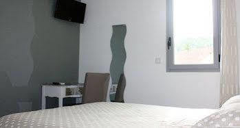 Montaigu-de-Quercy Hotel Le Midi מראה חיצוני תמונה