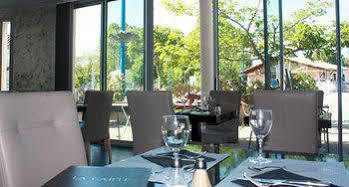 Montaigu-de-Quercy Hotel Le Midi מראה חיצוני תמונה